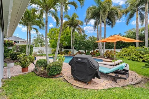$1,220,000 | 1105 92nd Street Northwest, Bradenton, FL 34209