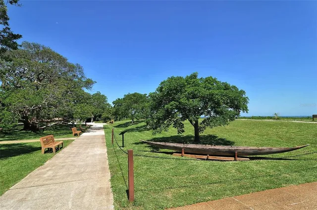 $1,250,000 | 1105 92nd Street Northwest, Bradenton, FL 34209