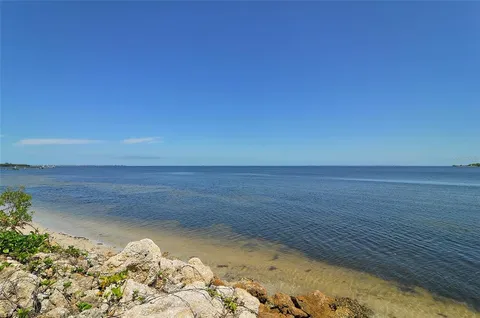 $1,250,000 | 1105 92nd Street Northwest, Bradenton, FL 34209