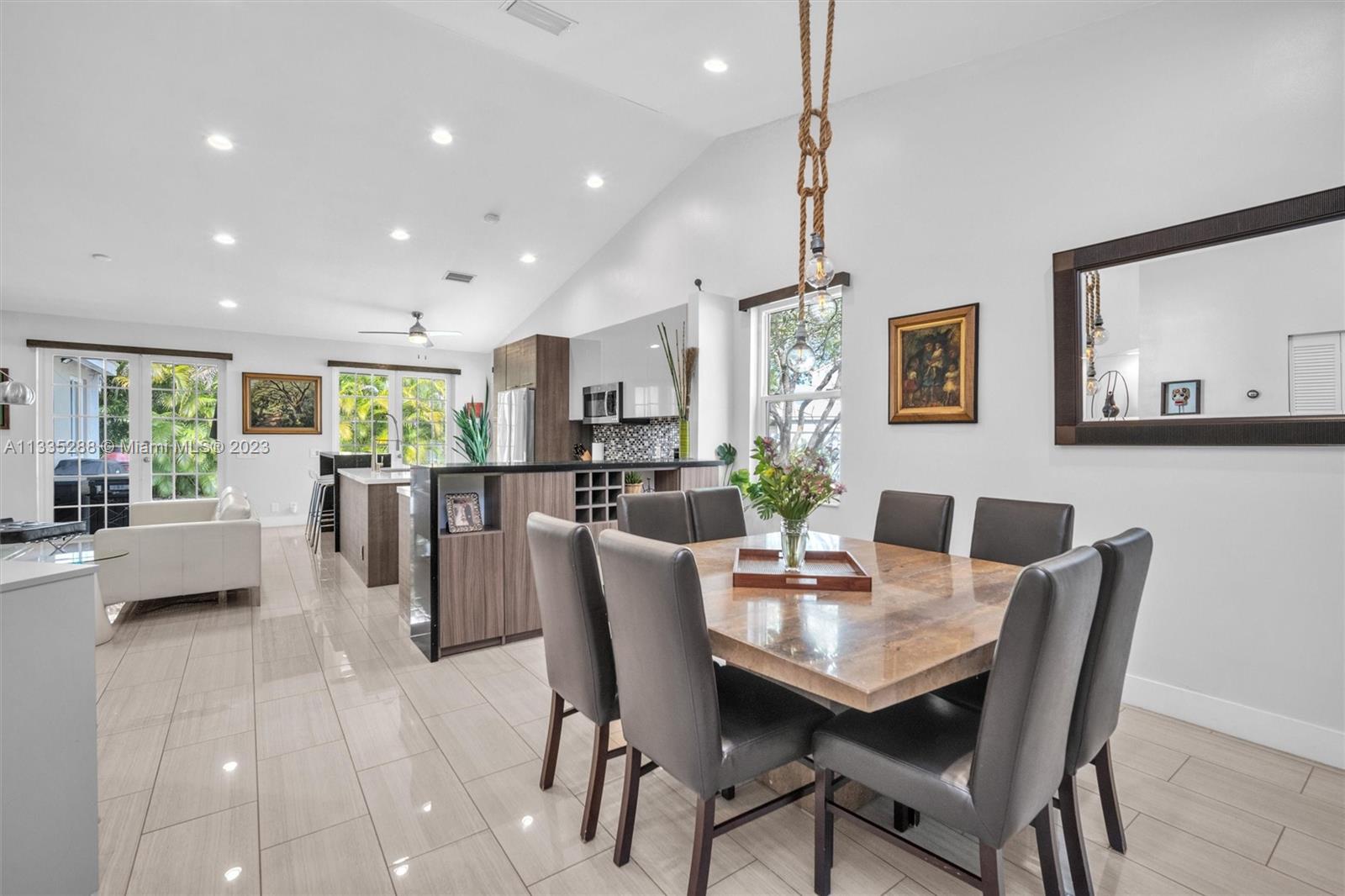 966 Briar Ridge Road Weston, FL 33327 - Photo 7 of 52 Gallery Image 7