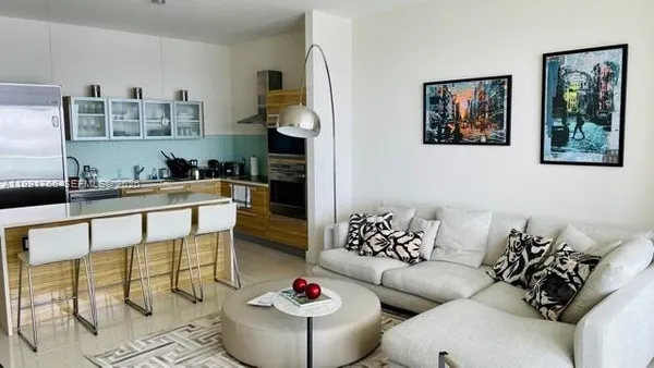 $6,450 | 2020 North Bayshore Drive, Unit 3009, Miami, FL 33137