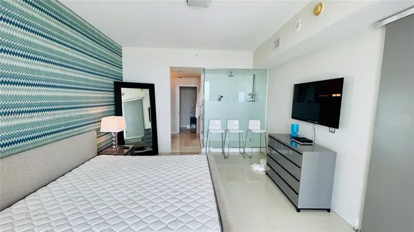 $6,450 | 2020 North Bayshore Drive, Unit 3009, Miami, FL 33137