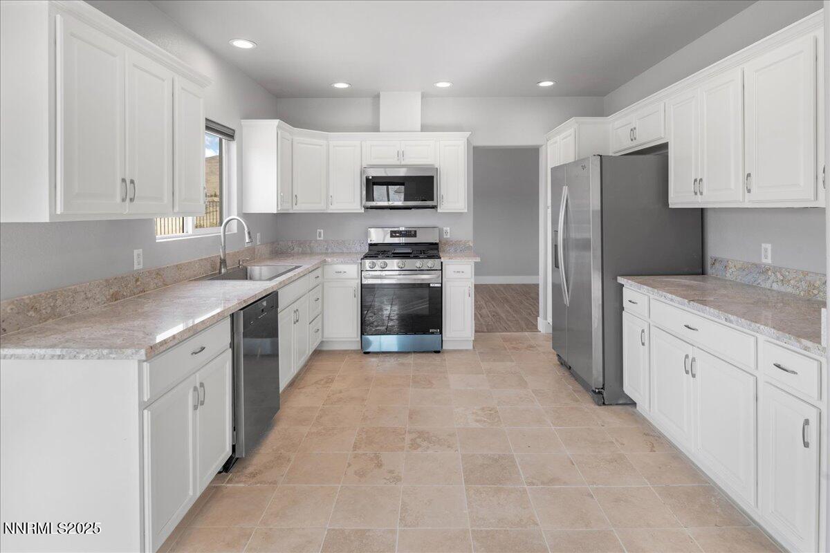 7350 Austin Creek Court Reno, NV 89523 - Photo 12 of 42 12-DSC_1965