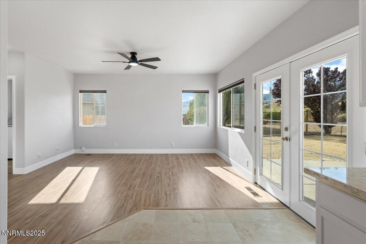 7350 Austin Creek Court Reno, NV 89523 - Photo 14 of 42 15-DSC_2026