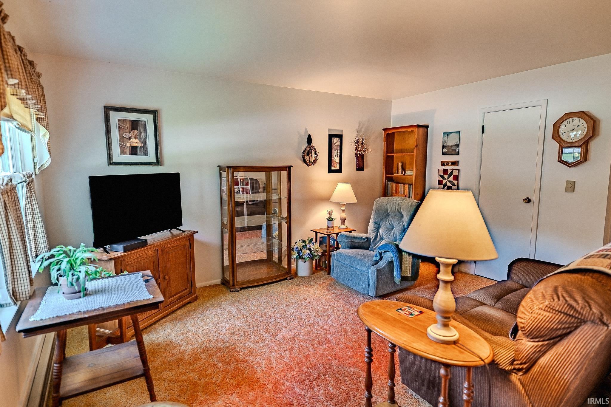 218 Cedar Street Williamsport, IN 47993 - Photo 12 of 34