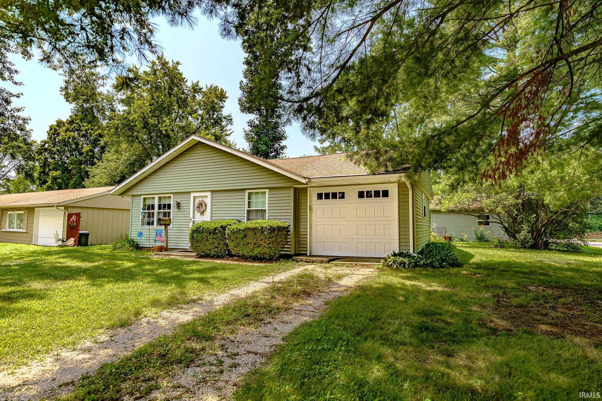 218 Cedar Street Williamsport, IN 47993 - Photo 3 of 34