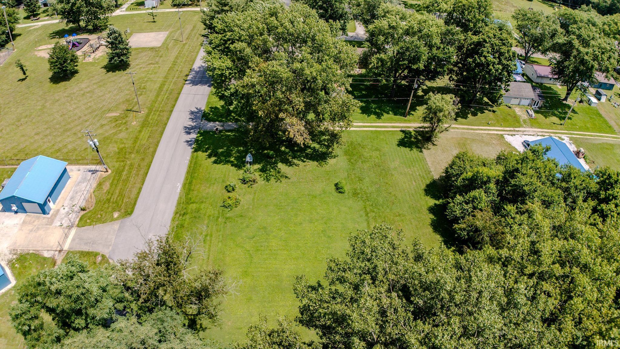 218 Cedar Street Williamsport, IN 47993 - Photo 32 of 34