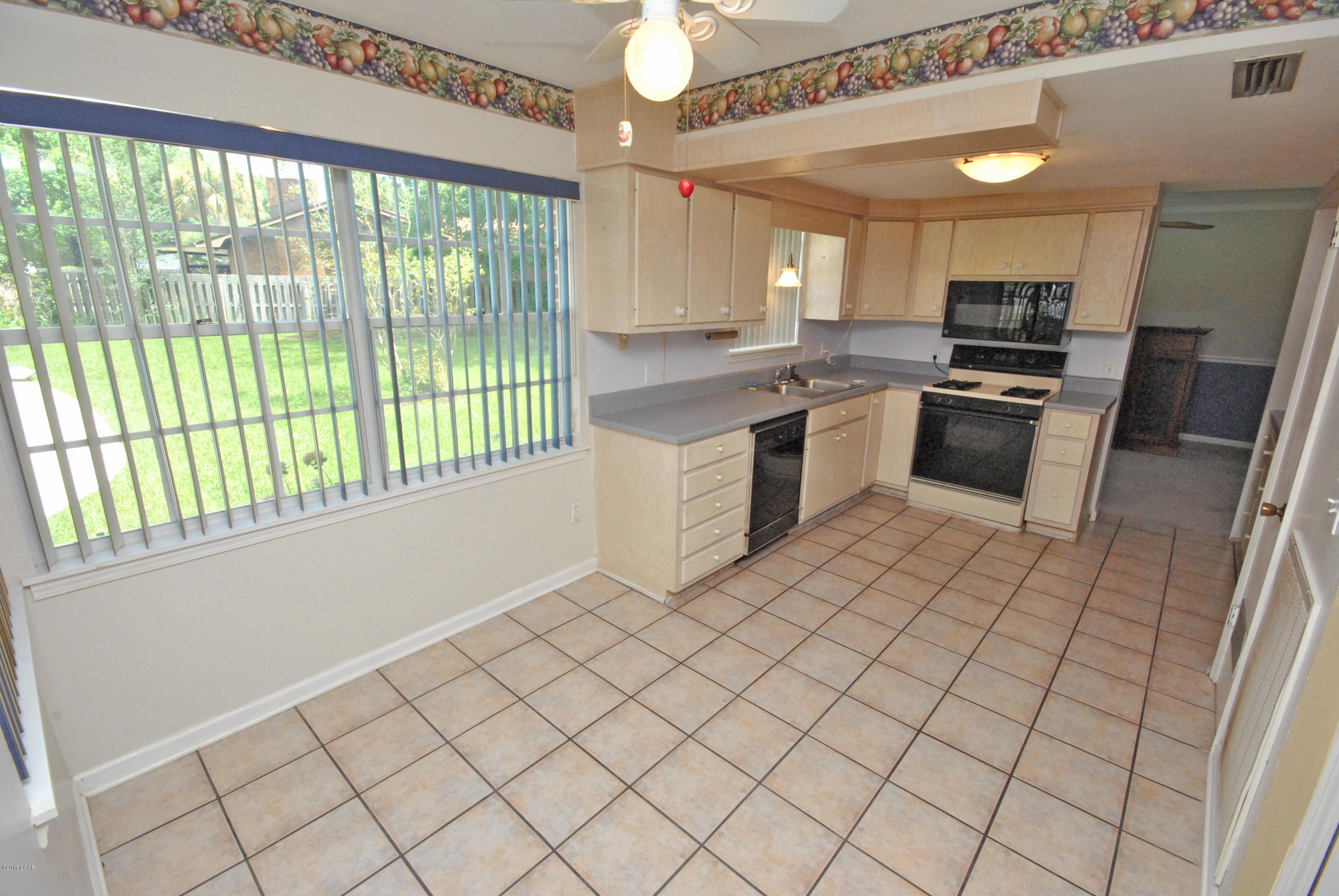 702 Huntingdon Road Panama City, FL 32405 - Photo 11 of 54 Gallery Image 11