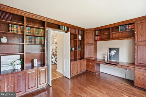 $1,388,000 | 8100 Buckspark Lane East, Potomac, MD 20854