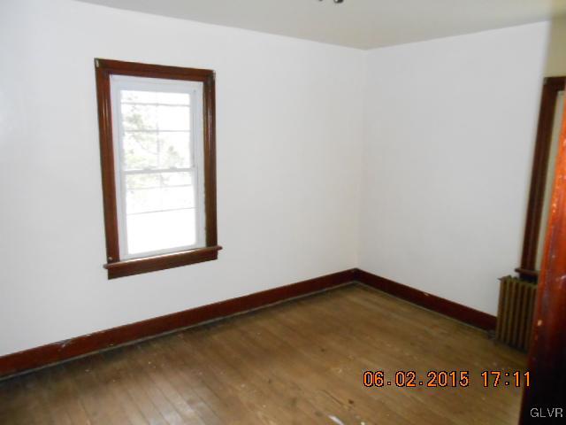 3509 Carter Road Bethlehem, PA 18020 - Photo 17 of 27 Gallery Image 17