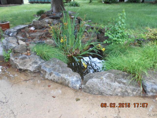 3509 Carter Road Bethlehem, PA 18020 - Photo 6 of 27 Gallery Image 6