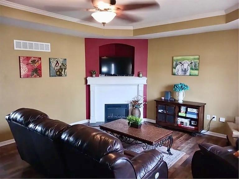 730 Burlington Road Warrensburg, MO 64093 - Photo 5 of 46