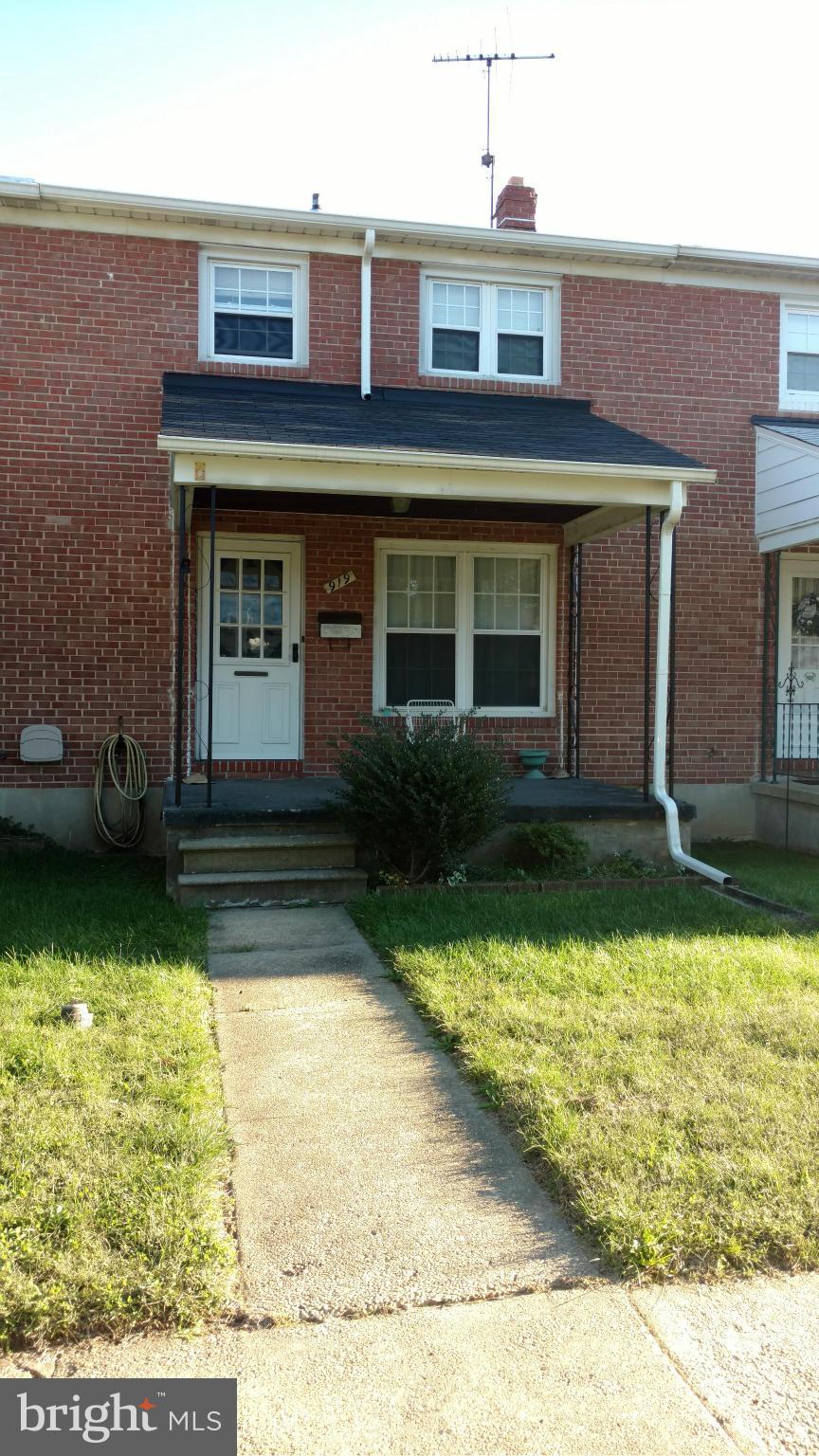 919 Southridge Road Baltimore, MD 21228 - Photo 1 of 11 Exterior (Front)