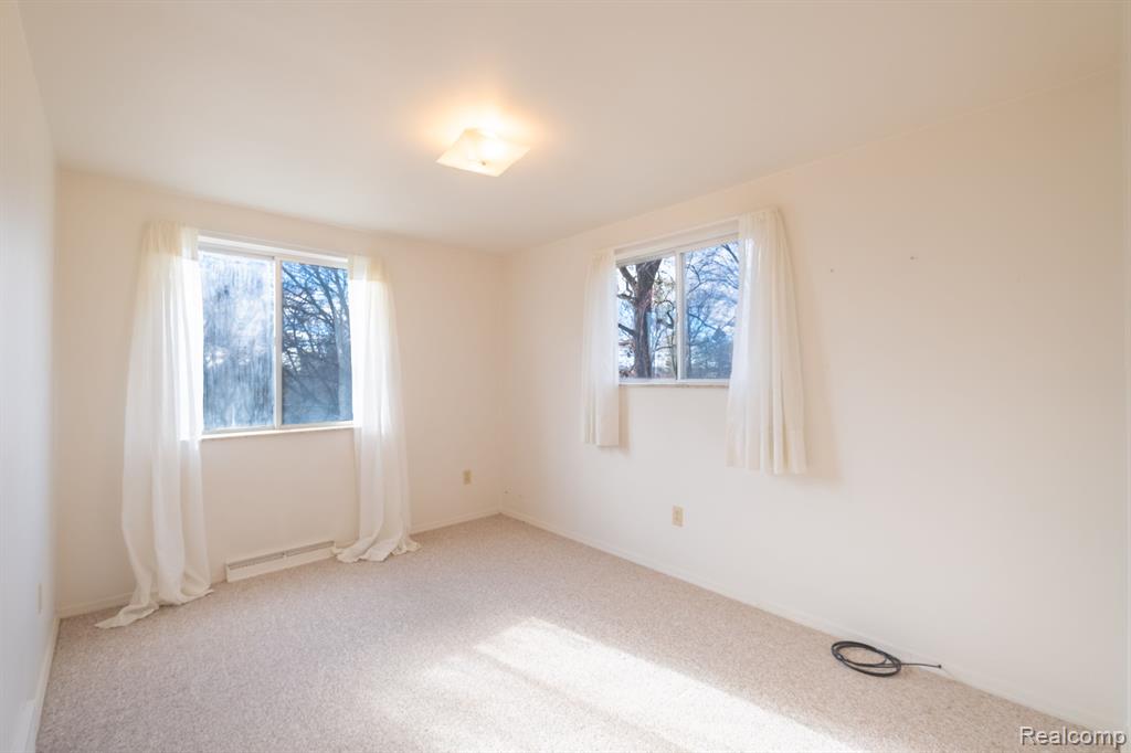 3312 Rolston Road Fenton, MI 48430 - Photo 10 of 24