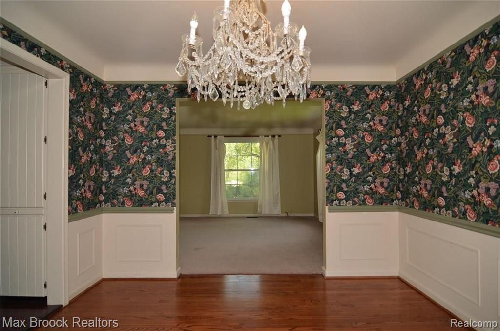 6035 North Rochester Road Rochester Hills, MI 48306 - Photo 5 of 42