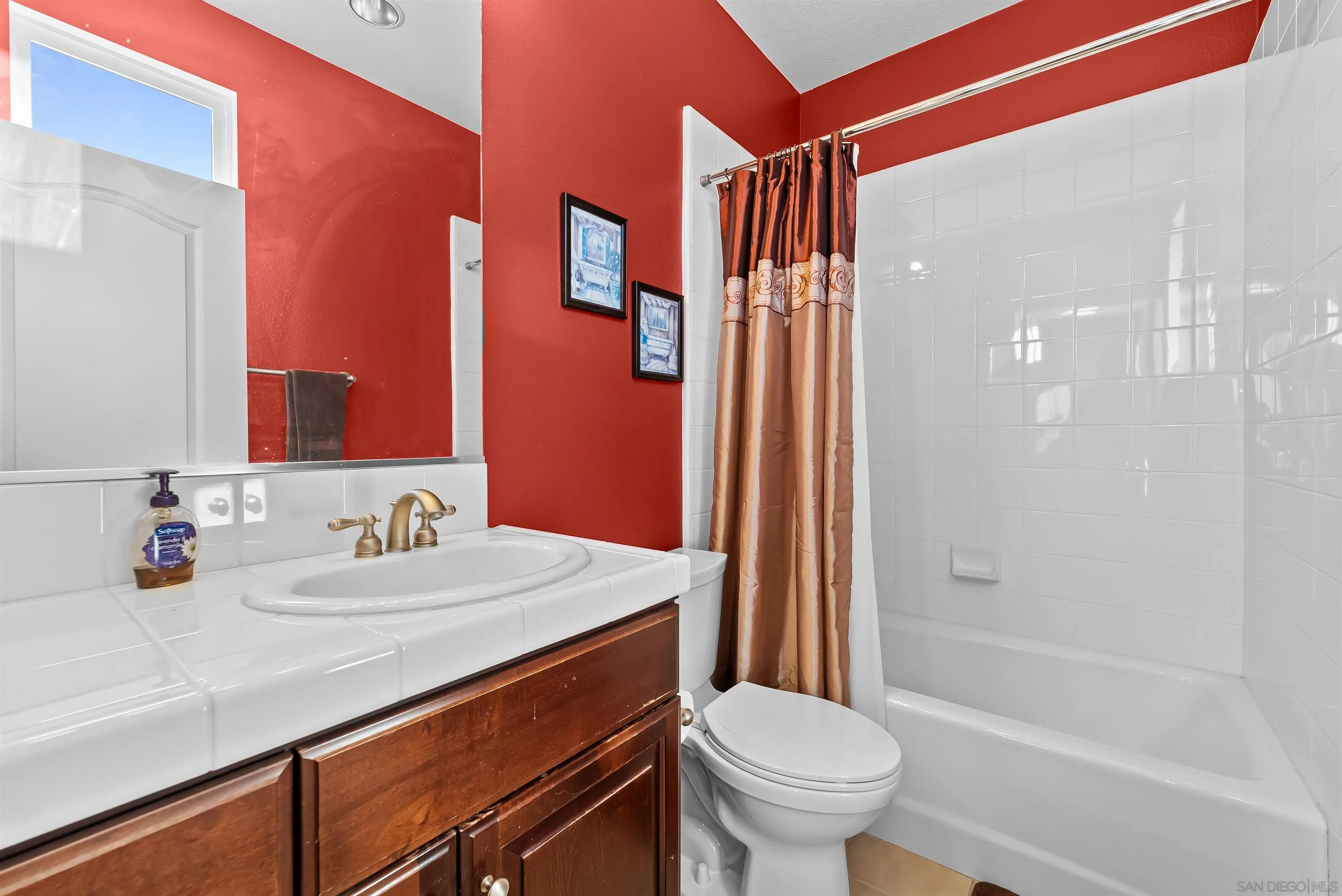 2157 Hidden Springs Drive El Cajon, CA 92019 - Photo 16 of 27