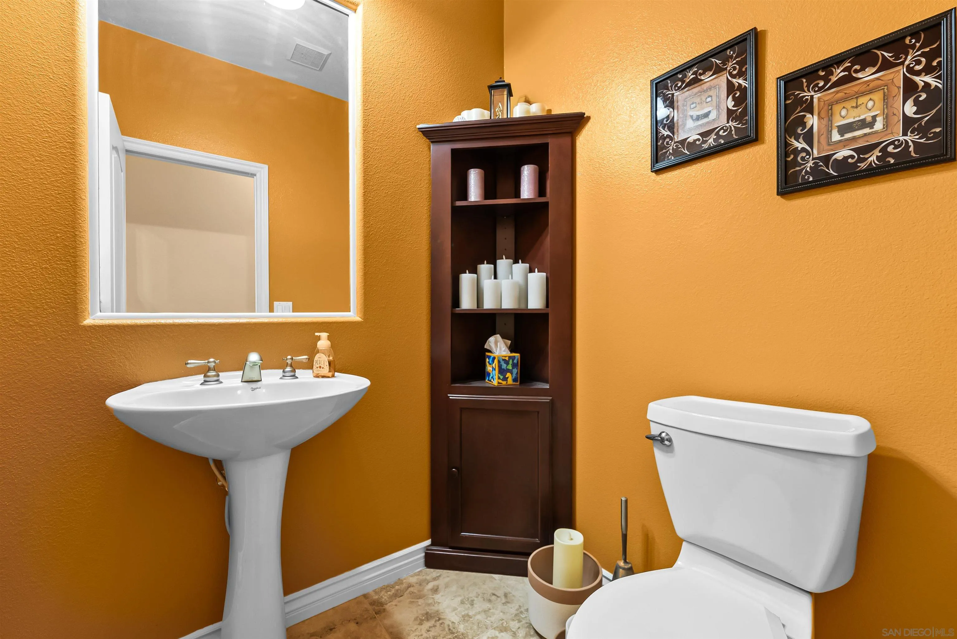 2157 Hidden Springs Drive El Cajon, CA 92019 - Photo 18 of 27