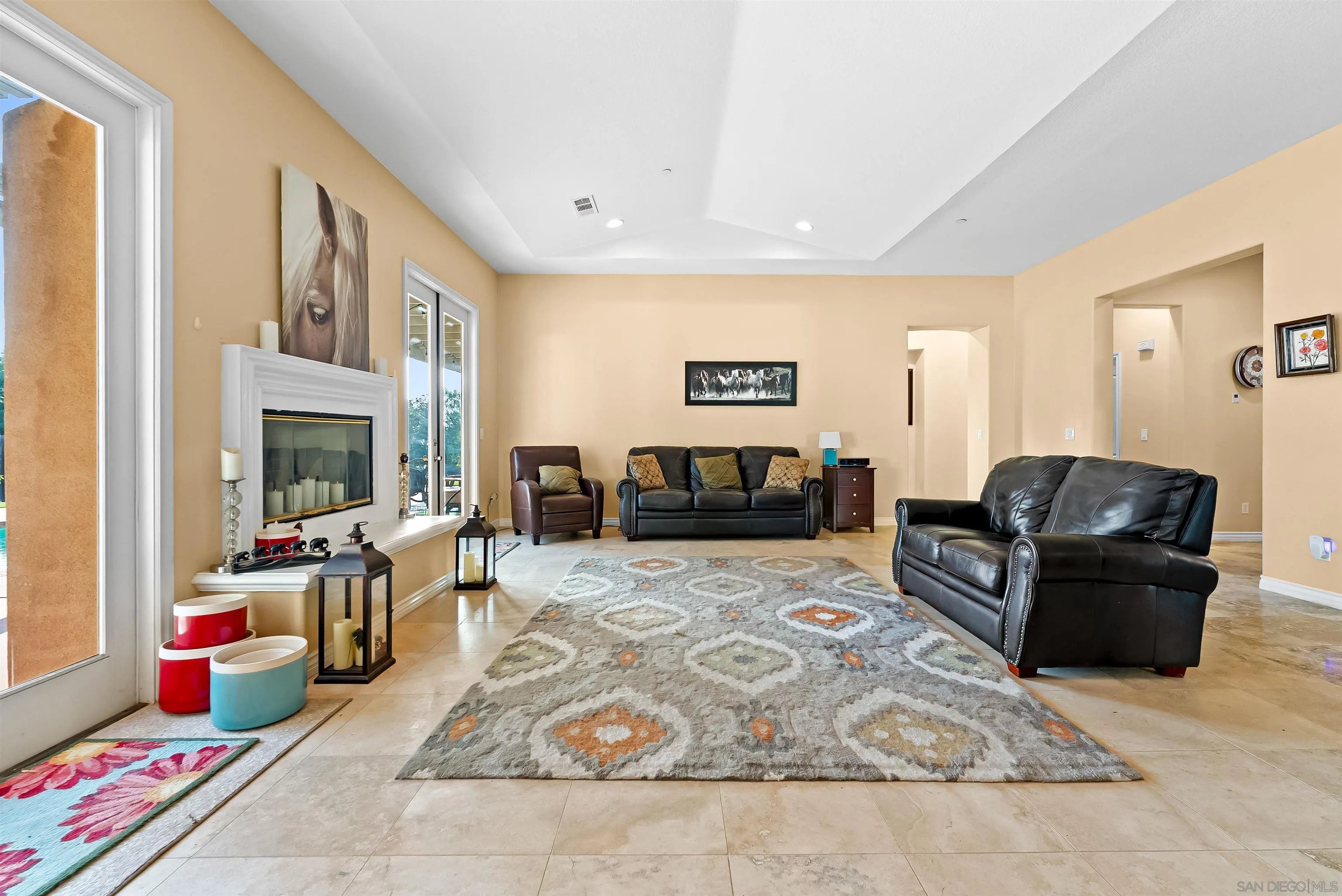 2157 Hidden Springs Drive El Cajon, CA 92019 - Photo 4 of 27