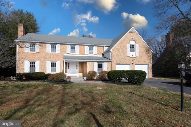 $1,450,000 | 9125 Copenhaver Drive, Potomac, MD 20854