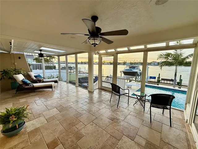 $2,500,000 | 812 Island Way, Clearwater Beach, FL 33767