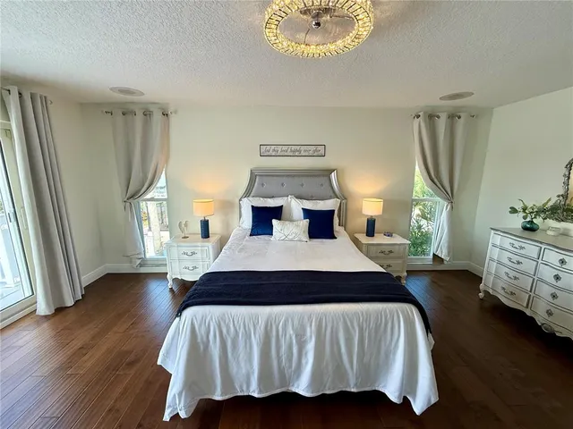 $2,500,000 | 812 Island Way, Clearwater Beach, FL 33767