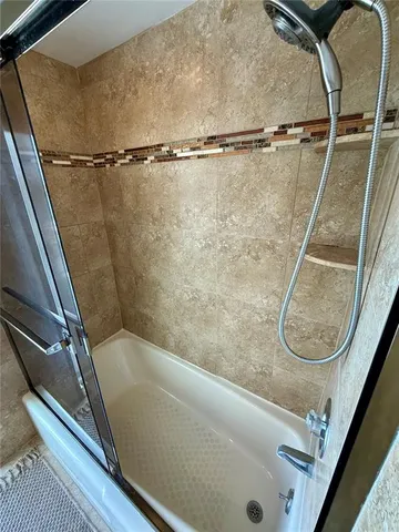 $2,500,000 | 812 Island Way, Clearwater Beach, FL 33767