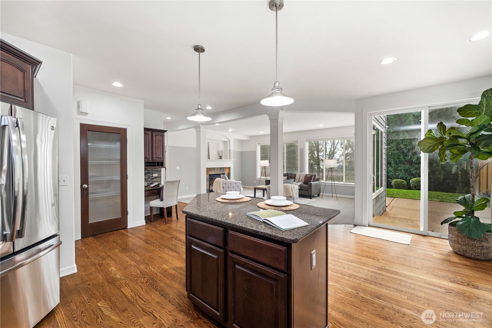 21211 Southeast 260th Street Maple Valley, WA 98038 - Photo 11 of 40