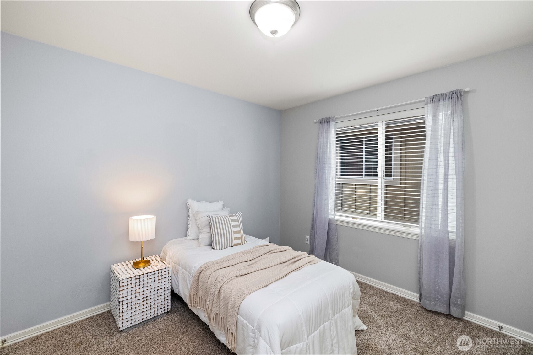 21211 Southeast 260th Street Maple Valley, WA 98038 - Photo 30 of 40