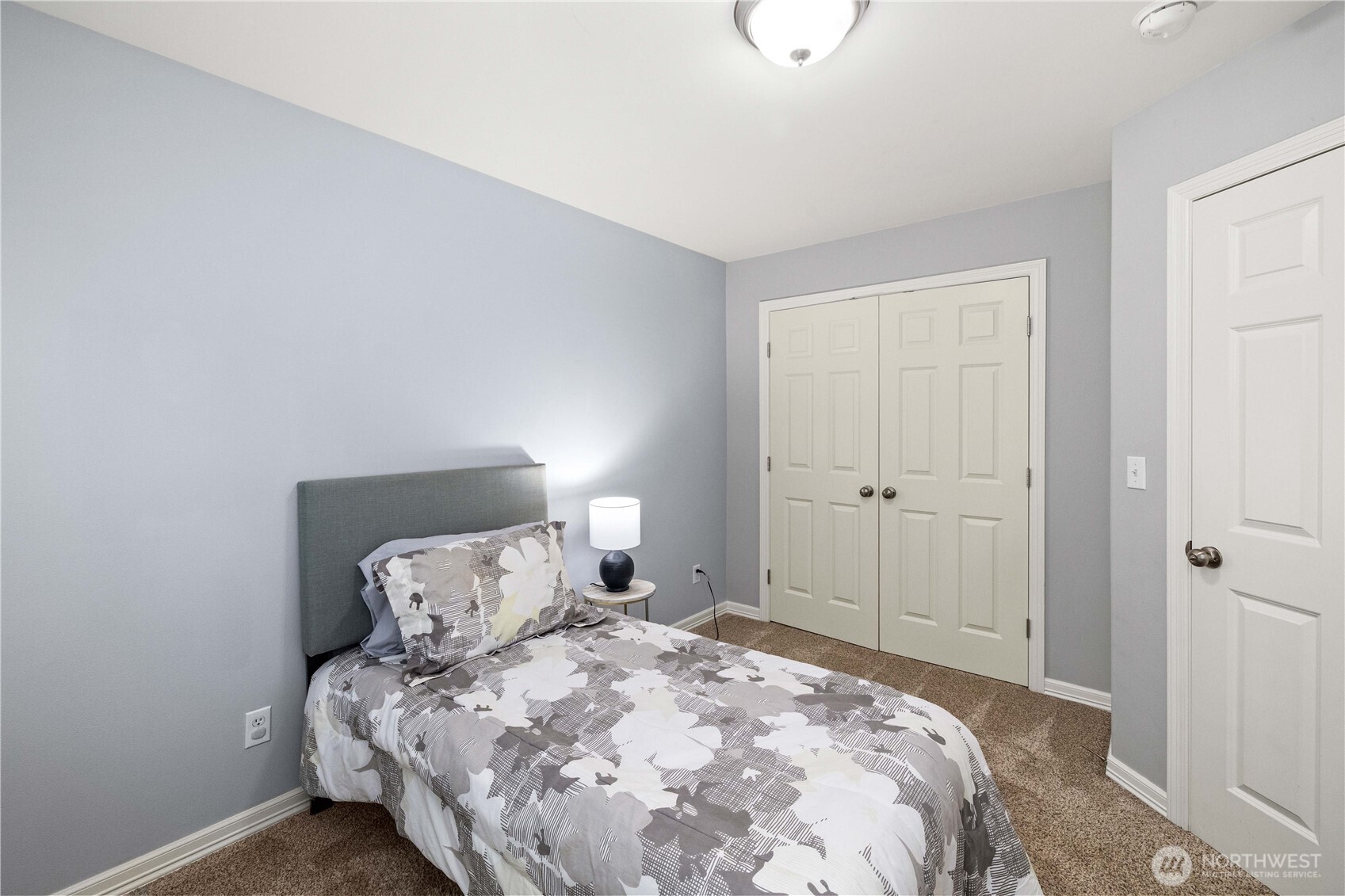 21211 Southeast 260th Street Maple Valley, WA 98038 - Photo 32 of 40