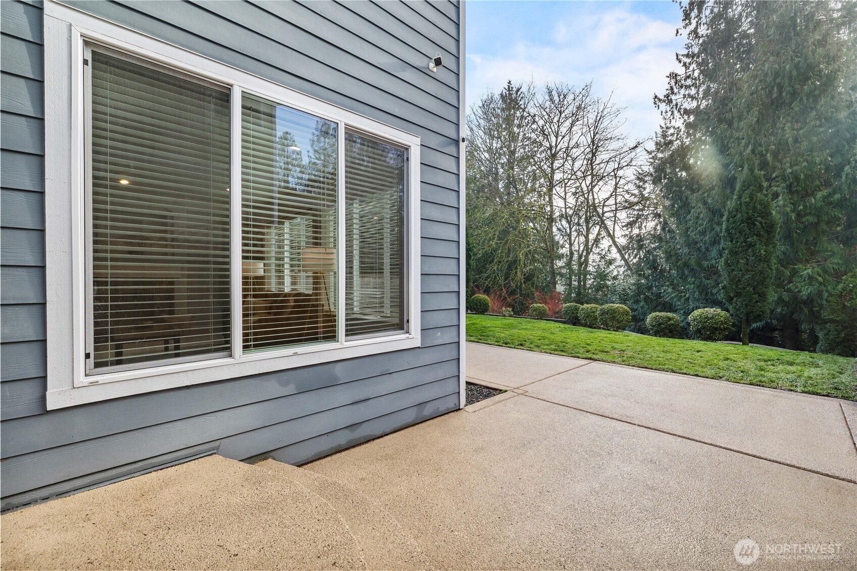 21211 Southeast 260th Street Maple Valley, WA 98038 - Photo 34 of 40