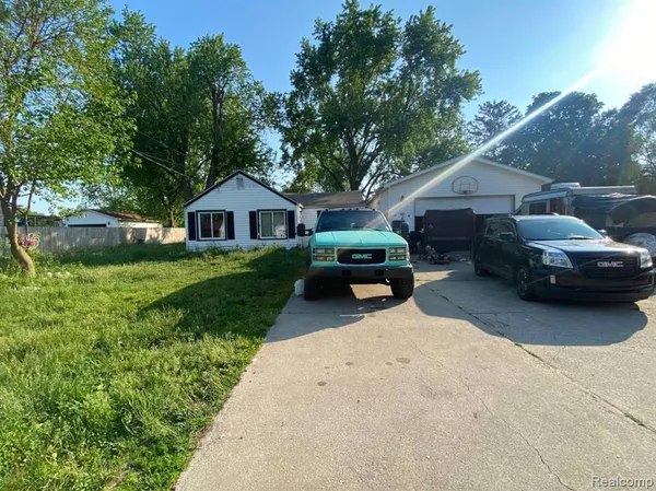 $55,000 | 5632 Hughes Road, Lansing, MI 48911