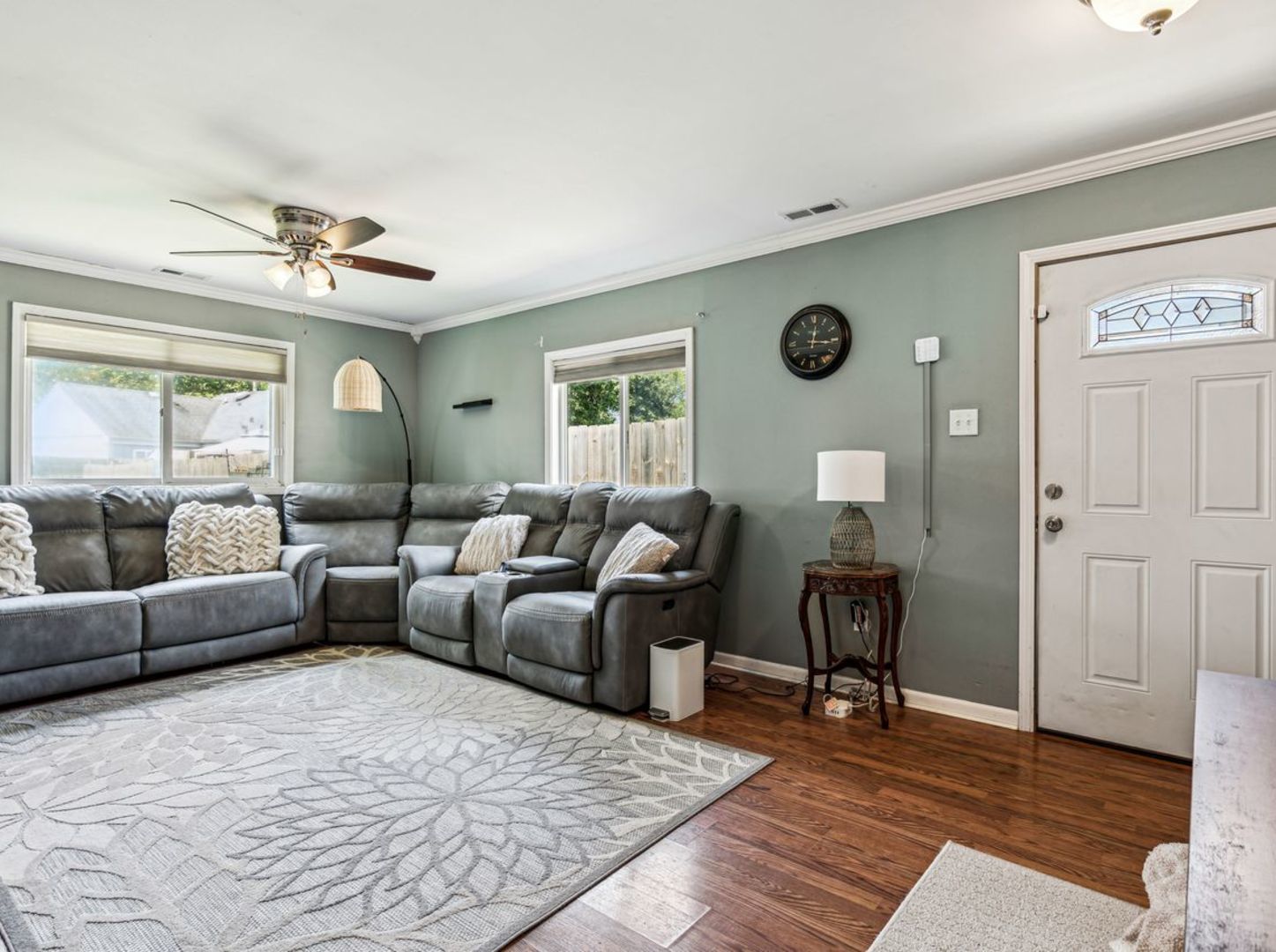 167 Heathgate Road Montgomery, IL 60538 - Photo 4 of 22 a living room with furniture and wooden floor