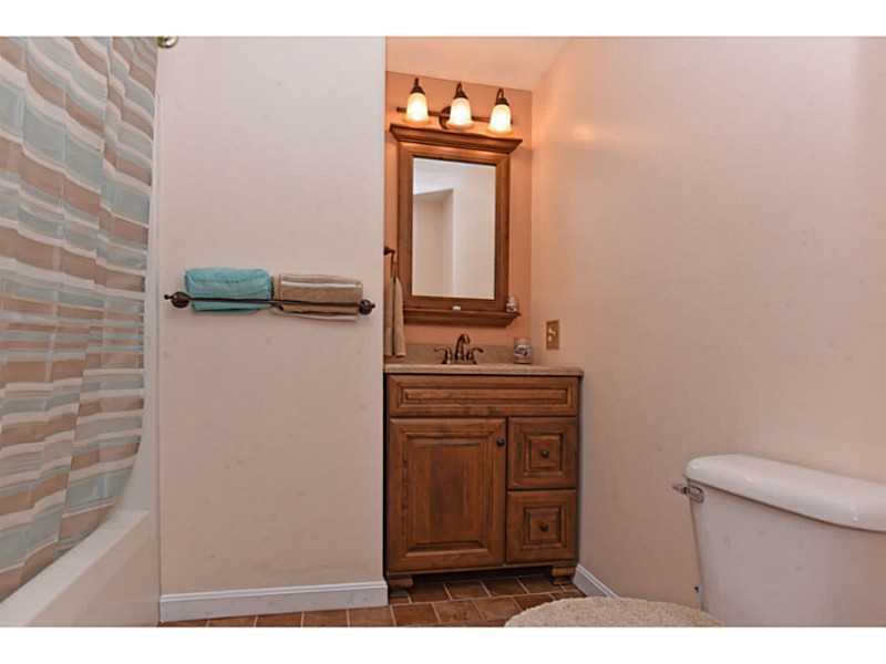 77 Huckleberry Road North Kingstown, RI 02852 - Photo 13 of 25 Bathroom.
