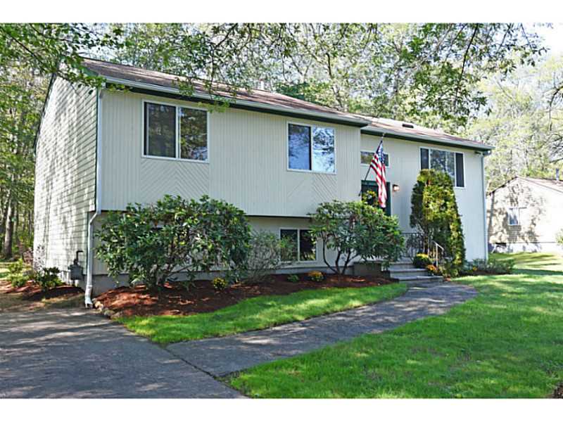 77 Huckleberry Road North Kingstown, RI 02852 - Photo 25 of 25 Exterior Front.