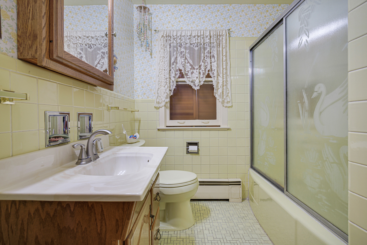 16 Green Ridge Road Elgin, IL 60120 - Photo 30 of 35 Gallery Image 30