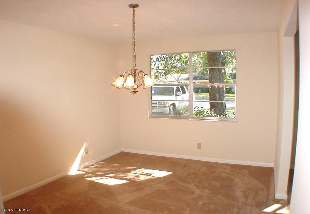 10548 Tulsa Road Jacksonville, FL 32218 - Photo 3 of 7 Separate Dining Room