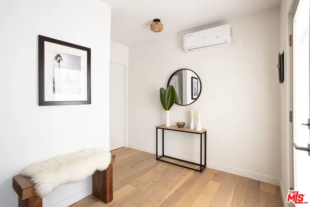 $2,595 | 1946 Preston Avenue, Los Angeles, CA 90026