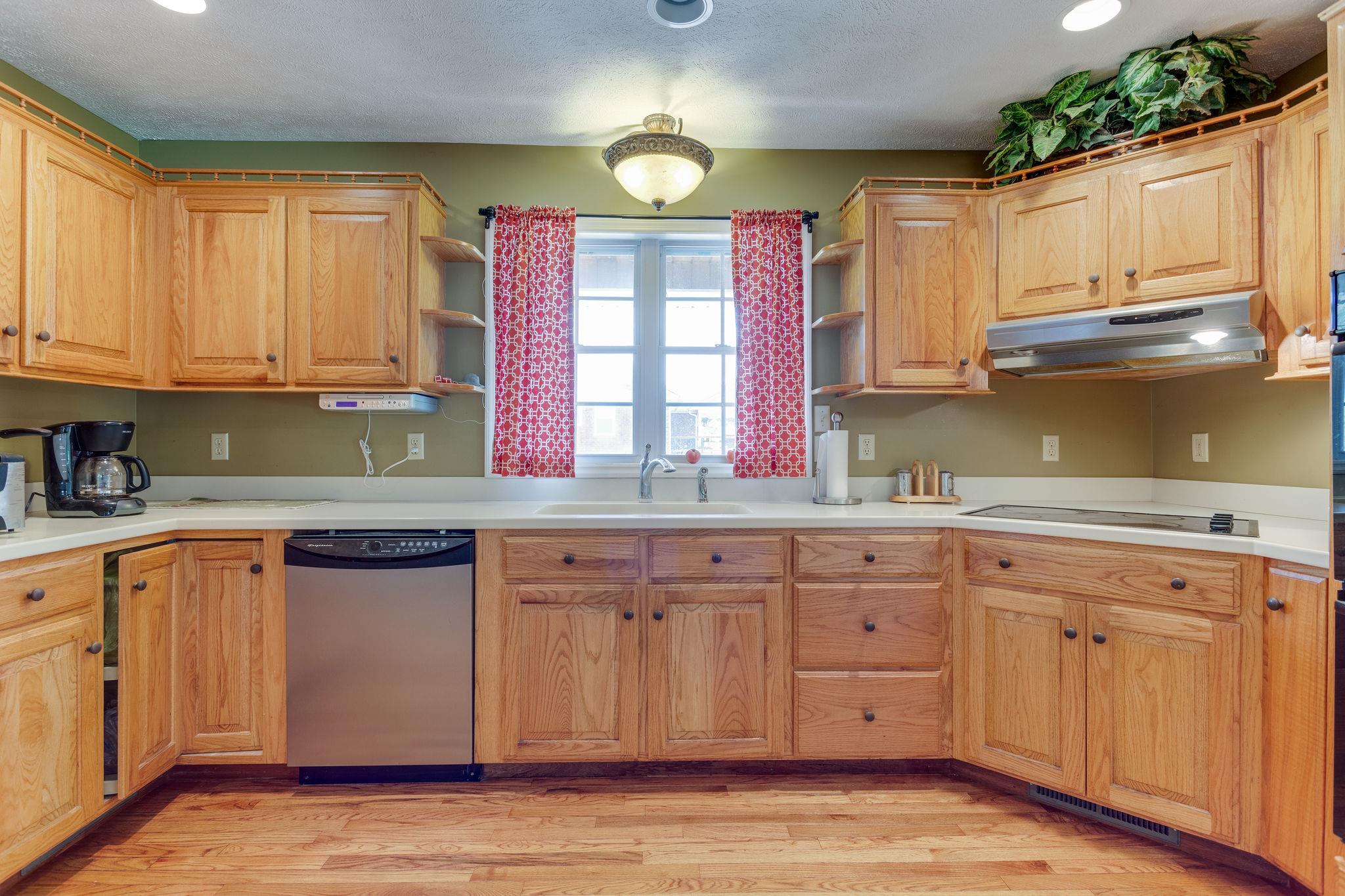 1909 Hunters Run Road Lewisburg, TN 37091 - Photo 9 of 30 WOW!!! This kitchen has so much storage! This is a chefs dream!