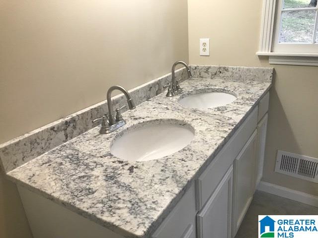 1800 Indian Hills Road Pelham, AL 35124 - Photo 21 of 36