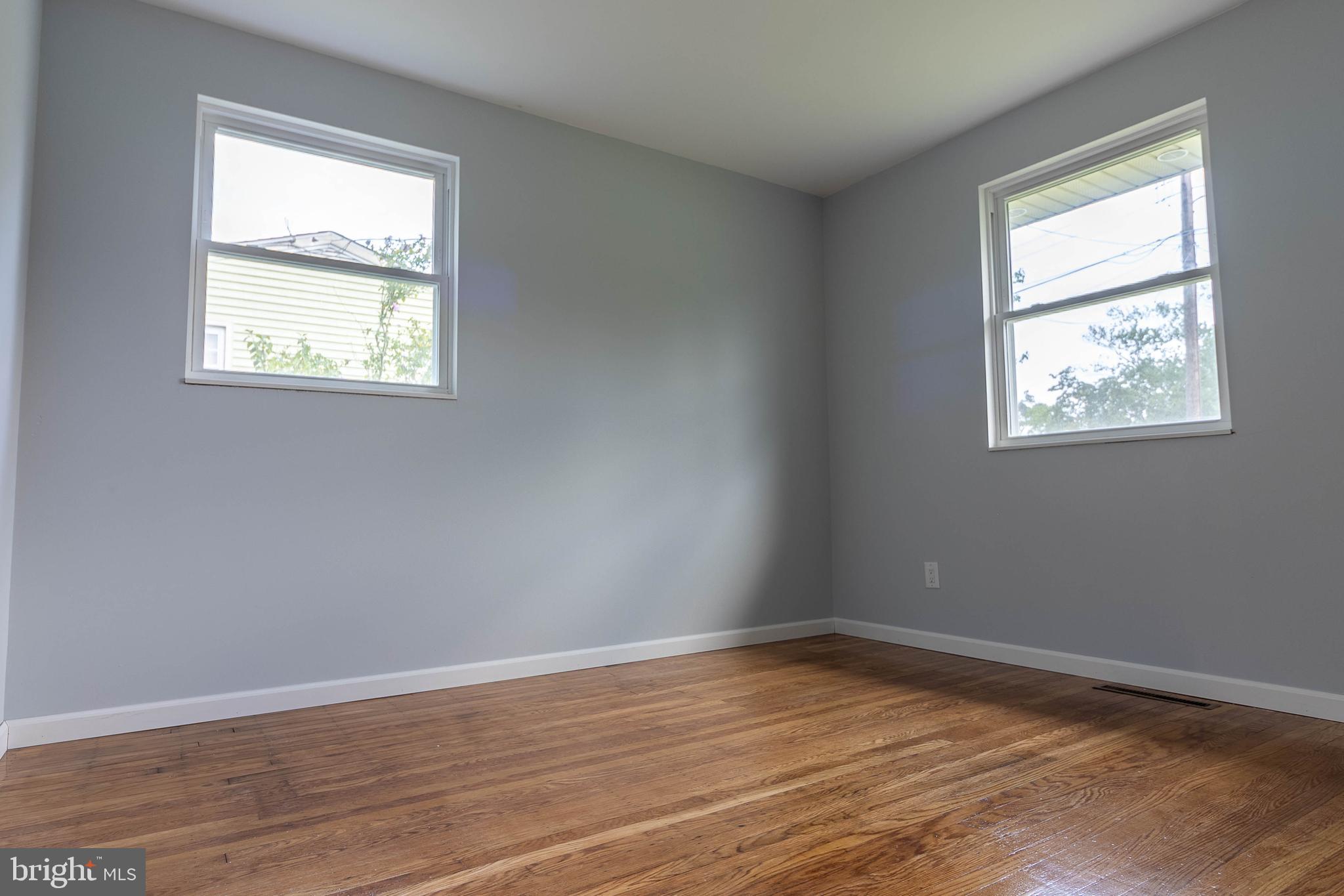 1026 Crest Road Pine Hill, NJ 08021 - Photo 9 of 16