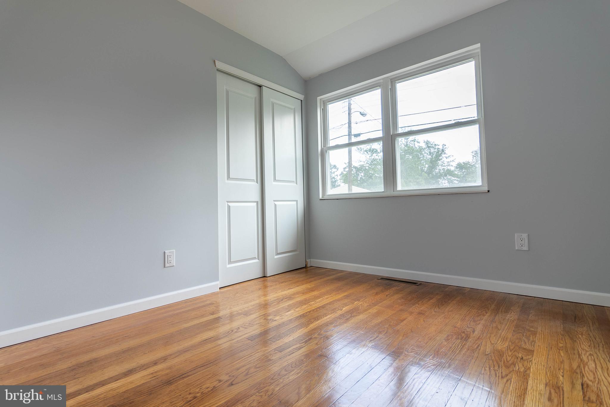 1026 Crest Road Pine Hill, NJ 08021 - Photo 10 of 16