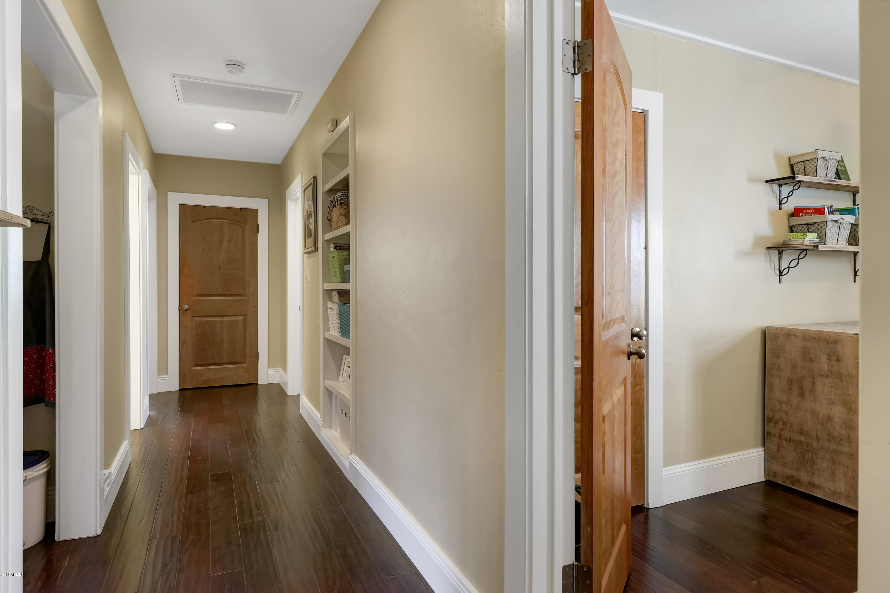 309 West Coronado Road Phoenix, AZ 85003 - Photo 14 of 28 Hallway