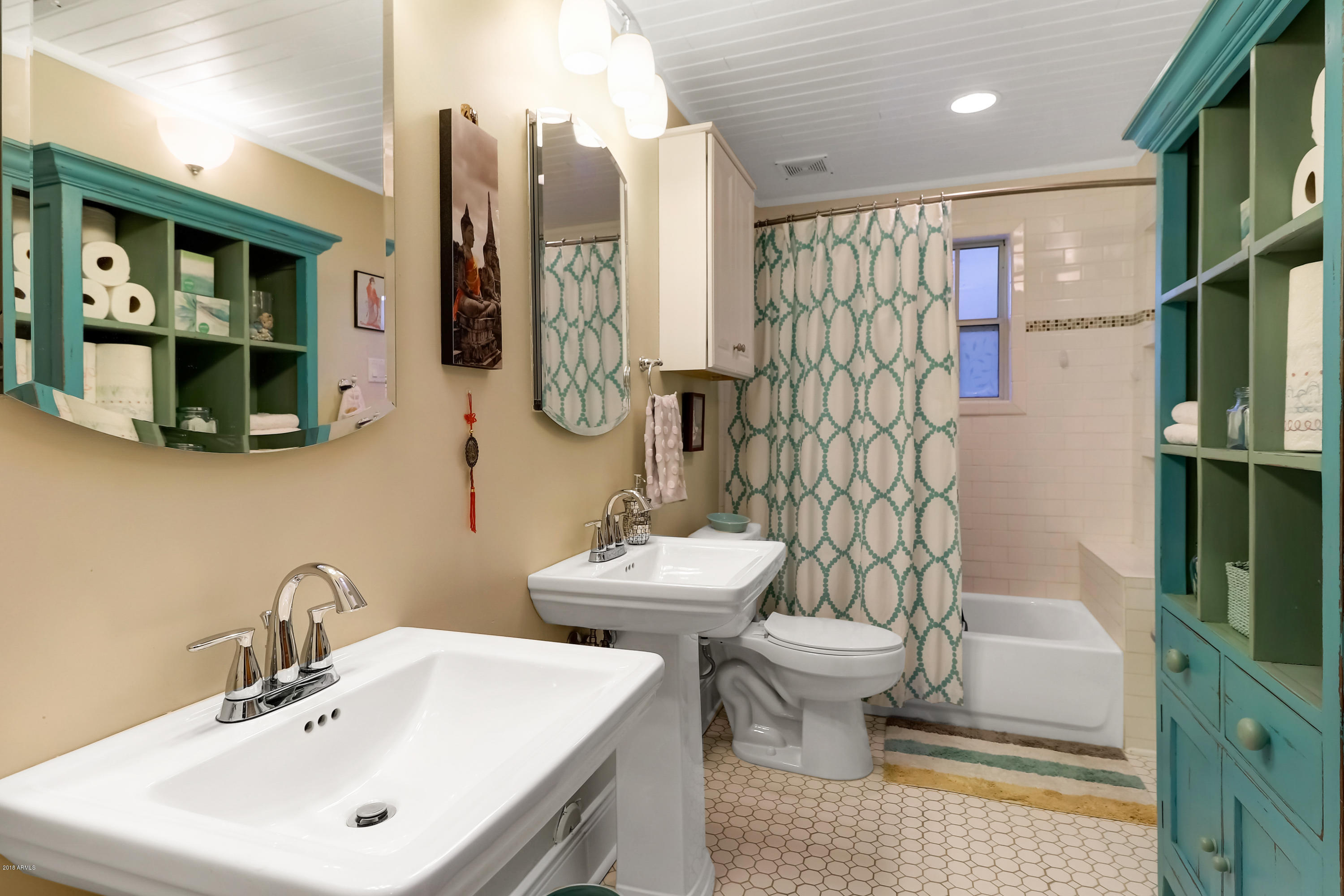 309 West Coronado Road Phoenix, AZ 85003 - Photo 16 of 28 Guest Bathroom