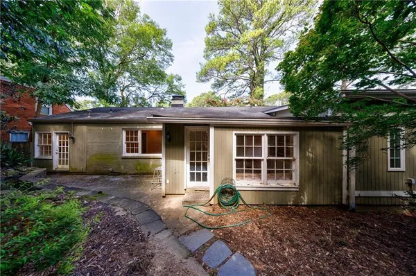 $2,900 | 2311 Pembrook Place Northeast, Atlanta, GA 30324