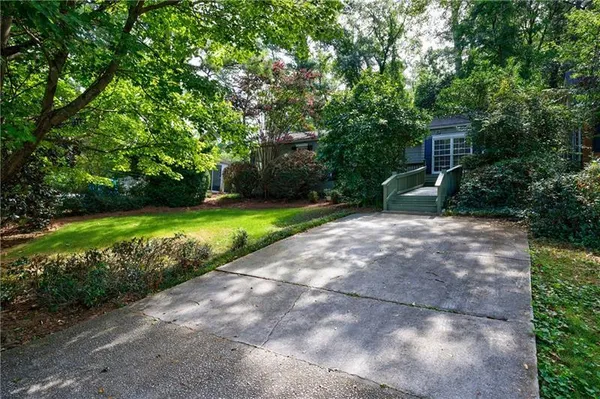 $2,900 | 2311 Pembrook Place Northeast, Atlanta, GA 30324
