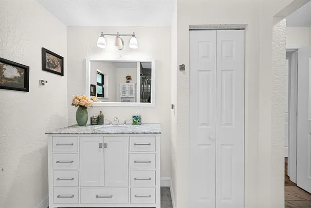 $810,000 | 17203 40th Run North, Loxahatchee, FL 33470