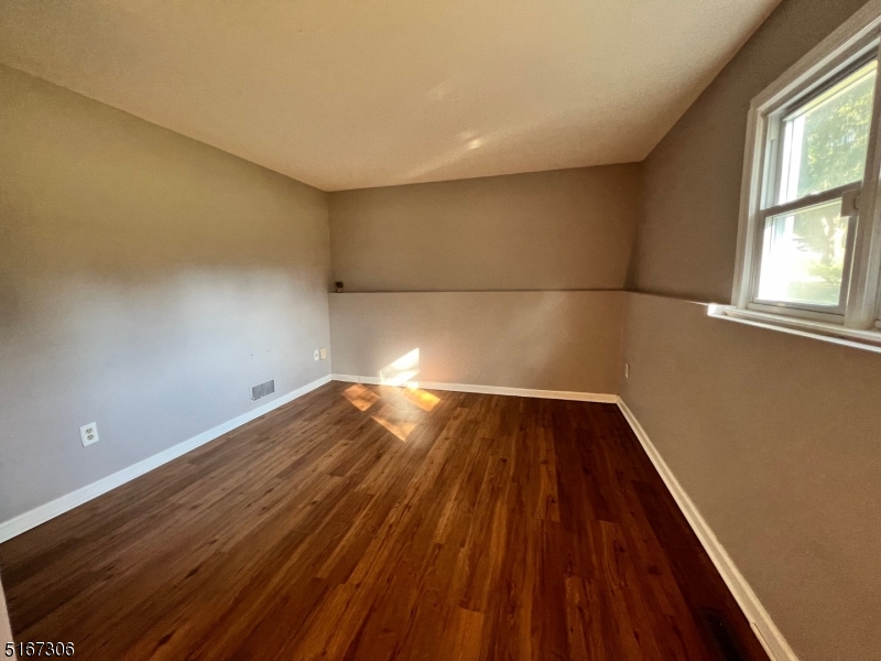 36 Cortright Road Whippany, NJ 07981 - Photo 10 of 14