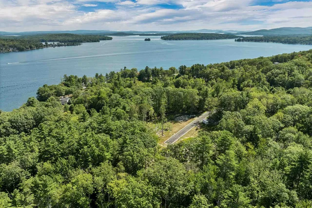$1,646,000 | 38 Stern Castle, Unit 30, Laconia, NH 03246