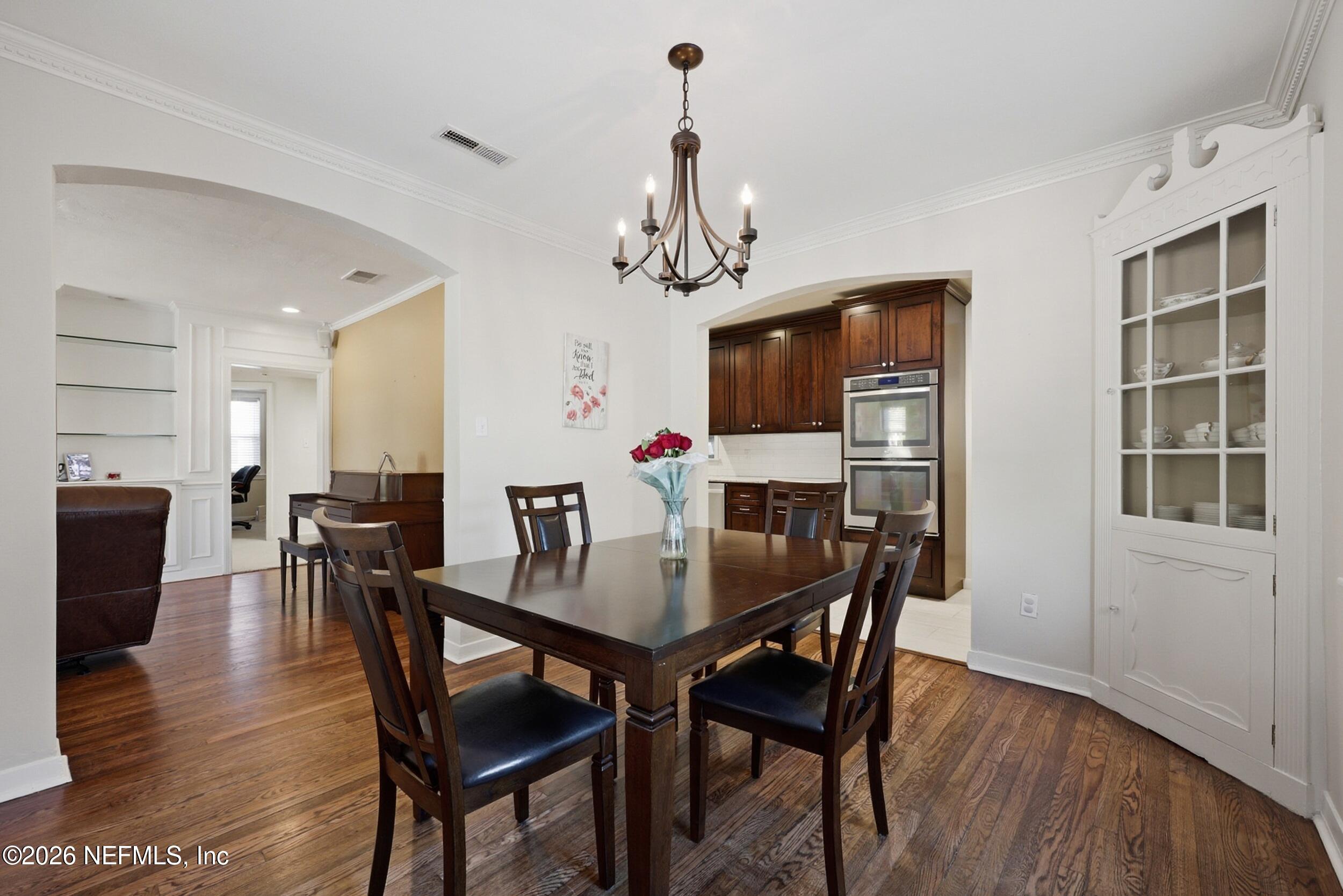 4155 London Road Jacksonville, FL 32207 - Photo 5 of 39 the real estateographers_008