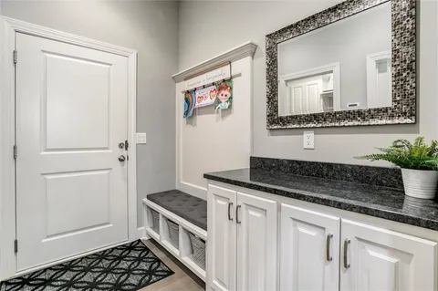 $575,000 | 19616 West 100th Terrace, Lenexa, KS 66220